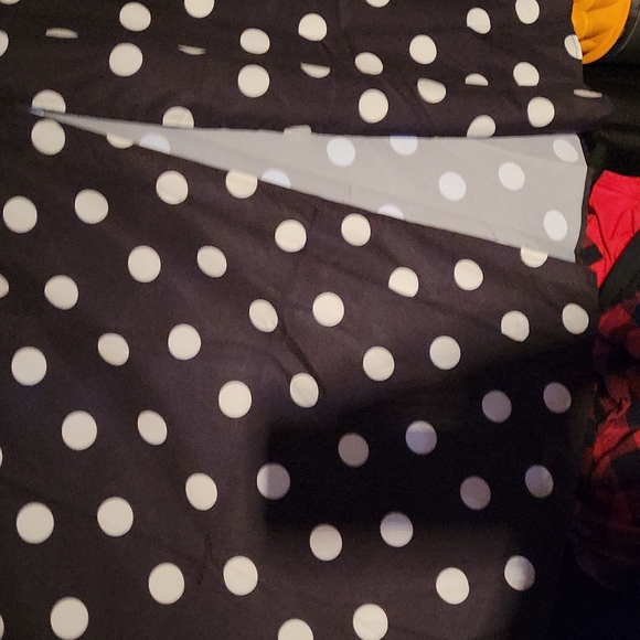 BEAUTIFUL DRESS - Picture 2 of 3